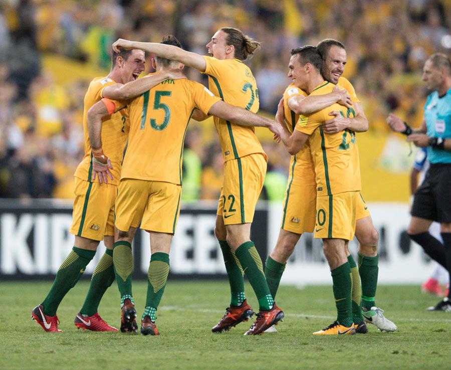 拉波尔塔：梅西回归不确定，但致敬计划已在路上