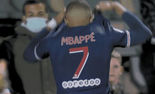 布翁焦尔诺谈主场欧冠首秀：听见欧冠主题曲时我感到无比激动（布翁焦尔诺谈欧冠主场首秀：主题曲响起那一刻让我热血沸腾）