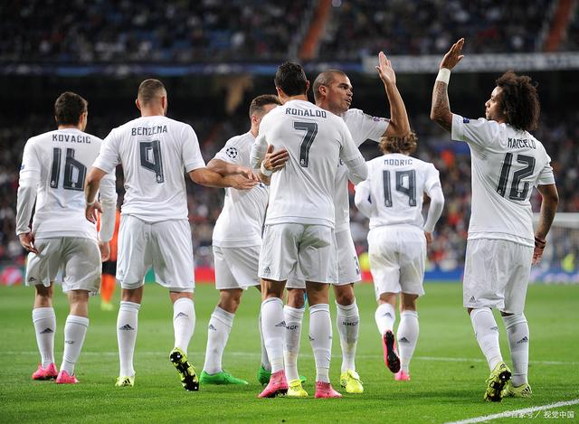 重大突破！VAR将新增角球和第二黄牌复核权限，2026世界杯率先试点