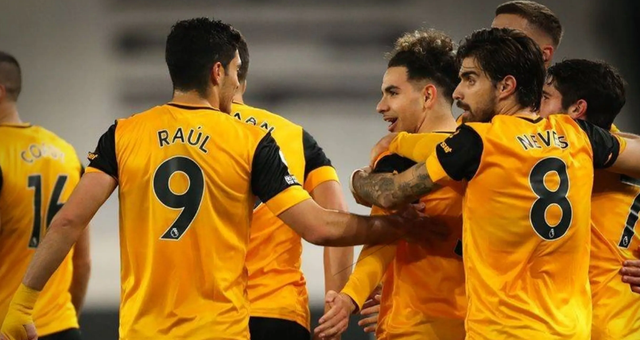 势均力敌！在最近6场WBG与LNG的交战中，两队互赢对方三个大场