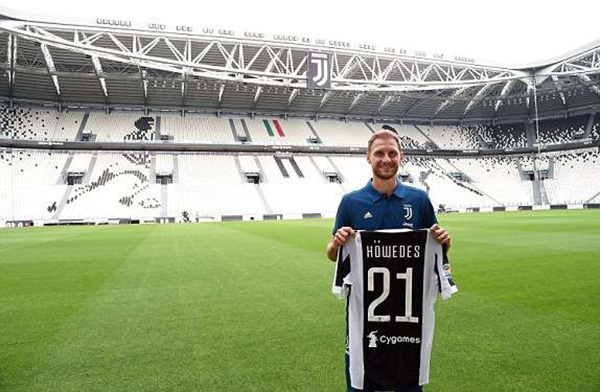 胡明轩全场5投0中无运动战进球，个人正负值-15全队最低